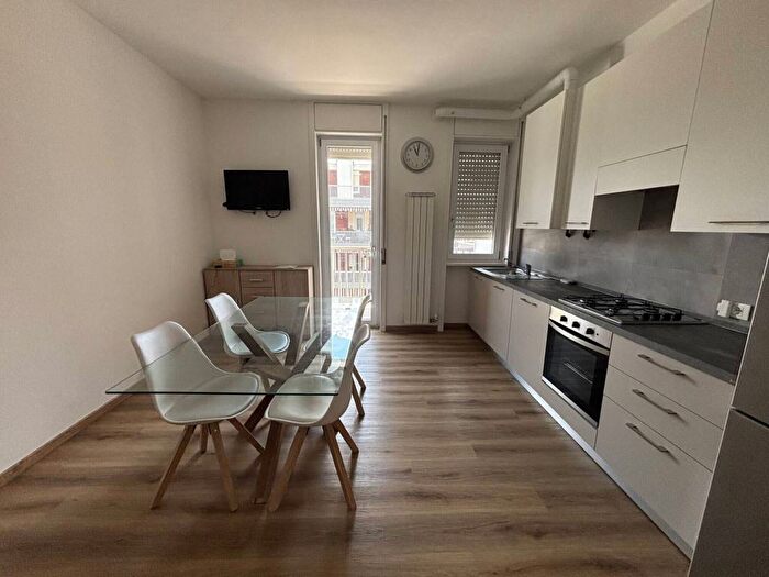 Appartamento bilocale in affitto in Via IV Novembre, Centro, Domodossola