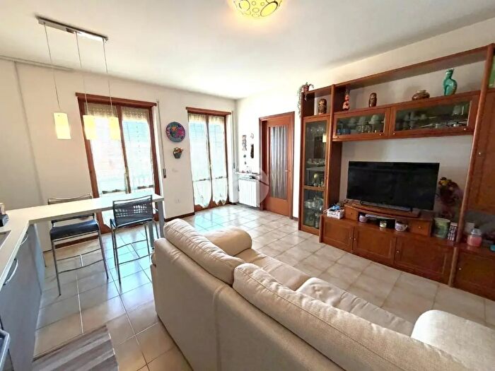 Appartamento bilocale in vendita in Via Rivoli, Verona