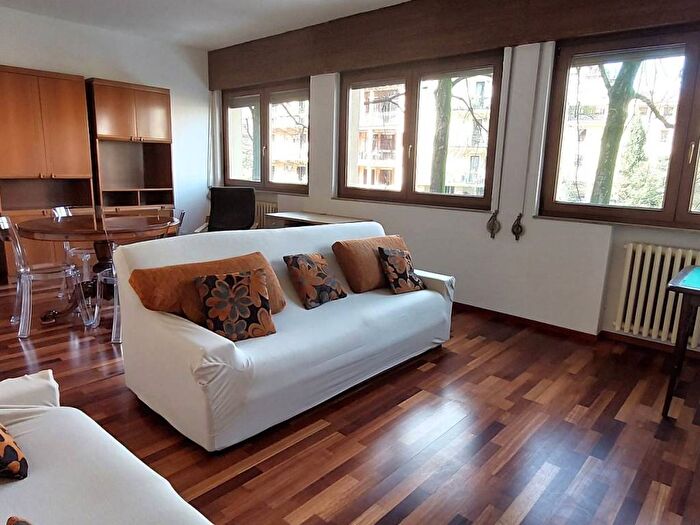 Appartamento con 5 locali in affitto in Riviera Albertino Mussato, Savonarola Ponte Molino, Padova