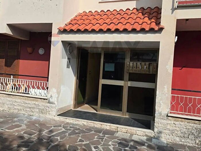 Appartamento quadrilocale in vendita in Via degli Orti, Formia