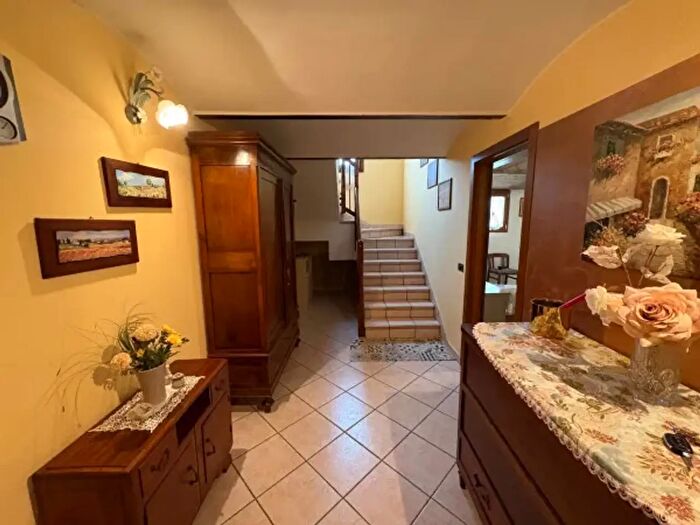 Casa quadrilocale in vendita in Piazza Don Giuseppe Andreoli, San Possidonio