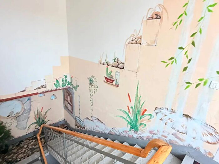 Appartamento con 6 locali in vendita in Via Mascagni, Pisa