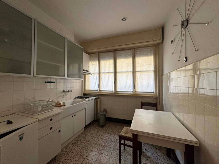 Appartamento bilocale in affitto in Via Guglielmo Pepe, Isola, Milano