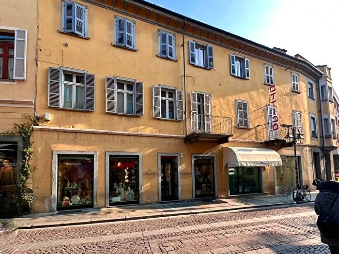 Appartamento trilocale in vendita in Via Principi di Piemonte Bra, Bra