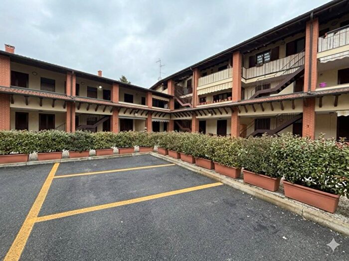 Appartamento bilocale in affitto in Vicolo Lucini, Cagno, Solbiate con Cagno