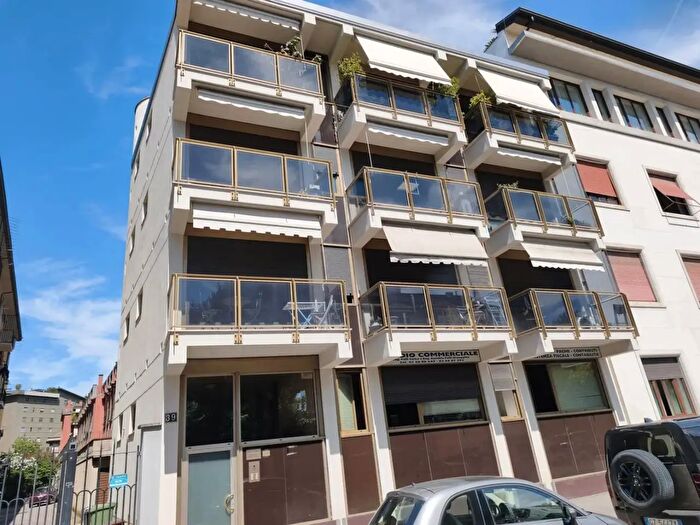 Appartamento monolocale in affitto in Via Oldofredi, Milano