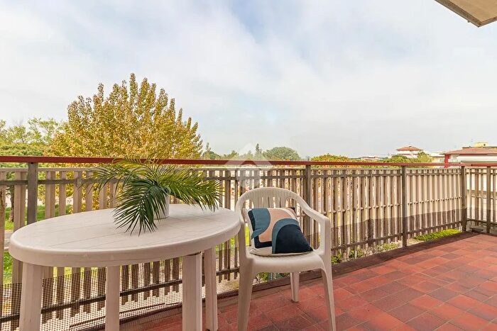 Appartamento trilocale in vendita in Viale Romagna, Ravenna