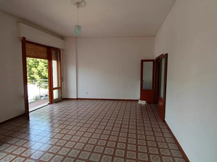 Appartamento con 8 locali in vendita in Rapolano Terme