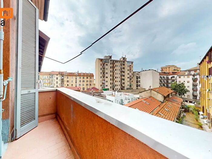 Appartamento bilocale in vendita in Via Arquà, Milano