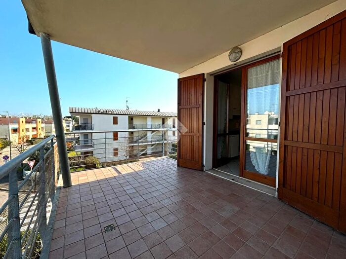 Appartamento trilocale in vendita in Via del Giaggiolo, Ravenna