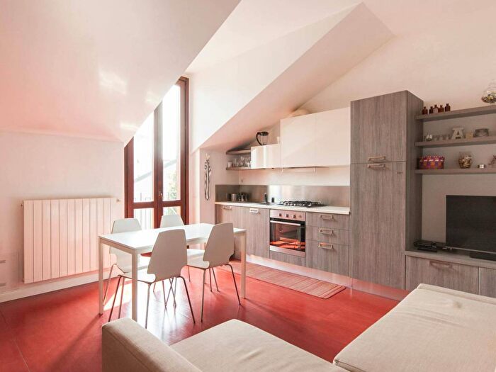 Appartamento monolocale in affitto in Via Nicostrato Castellini, Farini, Milano