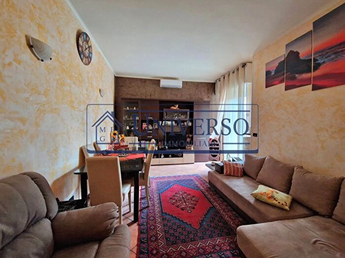 Appartamento trilocale in vendita in Via Jacopo Dentici Voghera, Voghera