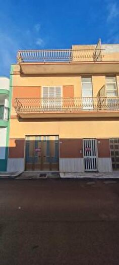 Casa quadrilocale in vendita in Via Giacomo Puccini, Collepasso