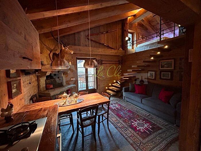 Appartamento trilocale in affitto in Centro, Courmayeur