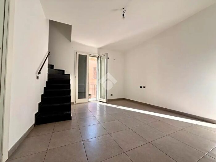 Appartamento trilocale in affitto in Corso dei Mille Croceverde, Palermo