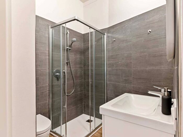 Appartamento in affitto in Via Luciano Manara, Guastalla, Milano