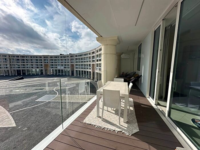 Appartamento trilocale in affitto in Piazza della Libertà Salerno, Salerno