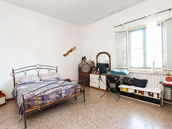 Casa quadrilocale in vendita in Via Barca di Noce, Cascina