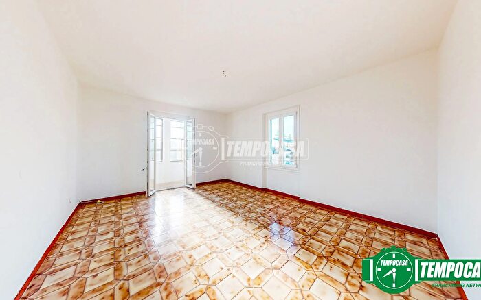 Appartamento trilocale in vendita in Via Aldo Fossati, Stazzano