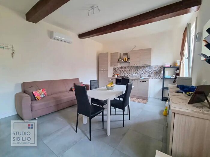 Appartamento trilocale in affitto in Mantova