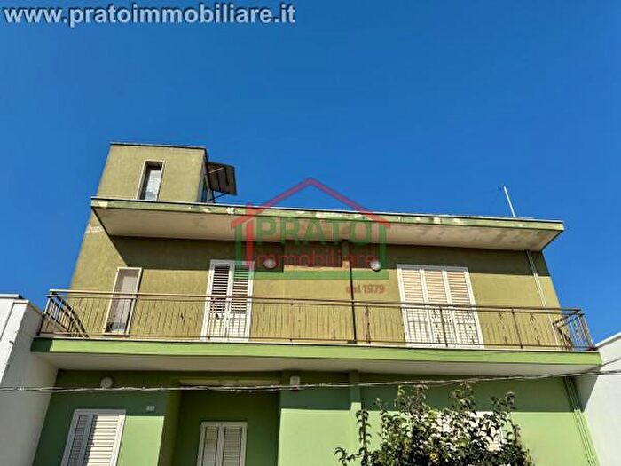 Appartamento con 6 locali in vendita in Via Alcide De Gasperi, Squinzano