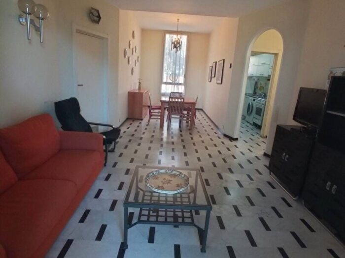 Appartamento trilocale in affitto in Piazza del centro, Centro, Arenzano