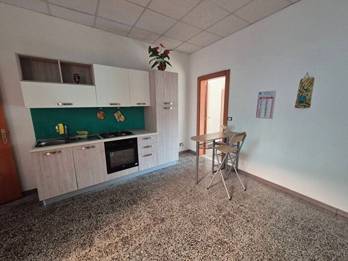 Appartamento bilocale in affitto in Viale degli Angioini, Sala, Catanzaro