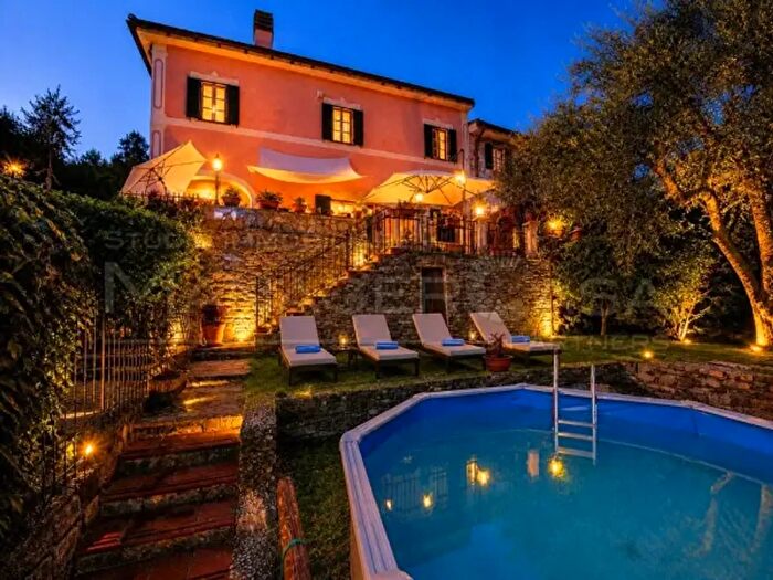 Casa con 5 locali in vendita in Salita Caravaggio, Rapallo