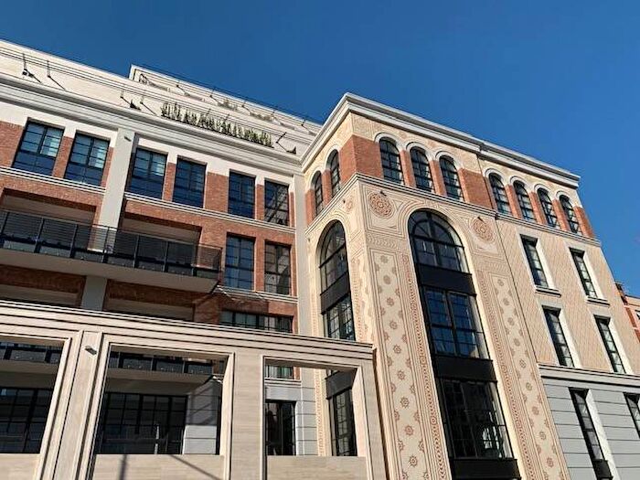 Appartamento quadrilocale in affitto in Washington, Milano