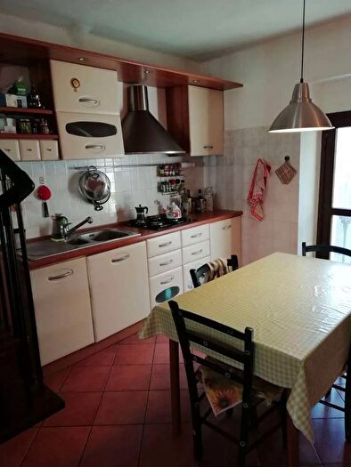 Appartamento trilocale in vendita in Via Pastrengo, Alessandria