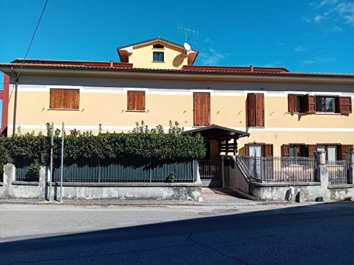 Appartamento con 5 locali in vendita in Via Duca degli Abruzzi, LAquila