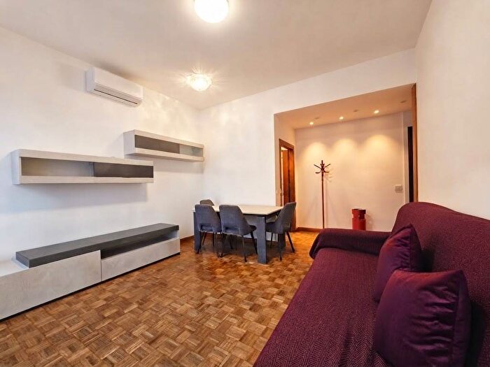 Appartamento bilocale in affitto in Via Leone Leoni, Borghi, Como
