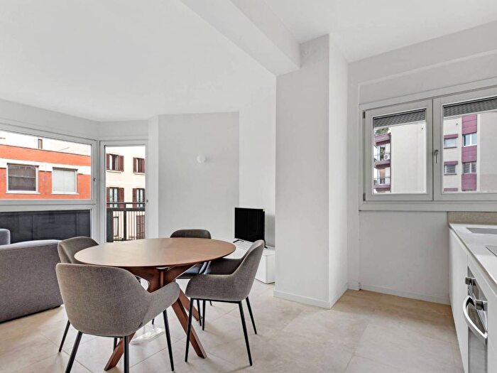 Appartamento bilocale in affitto in Corso Vercelli, Vercelli Wagner, Milano