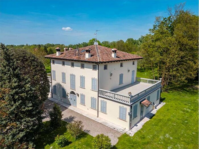 Casa con 6 locali in affitto in Spilamberto