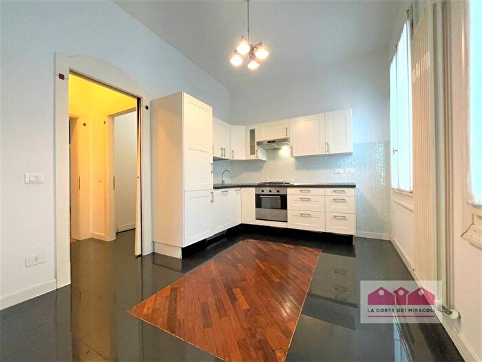 Appartamento quadrilocale in affitto in Contrà Pusterla, Centro Storico, Vicenza