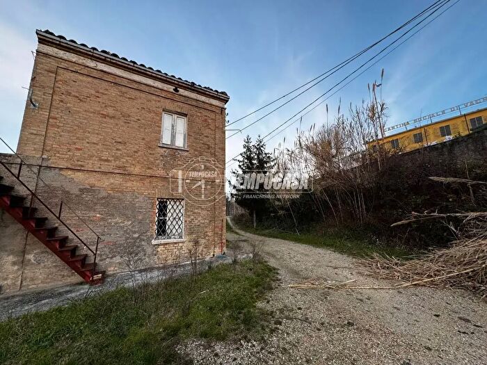Casa trilocale in vendita in Contrada Sterpara, Vacri