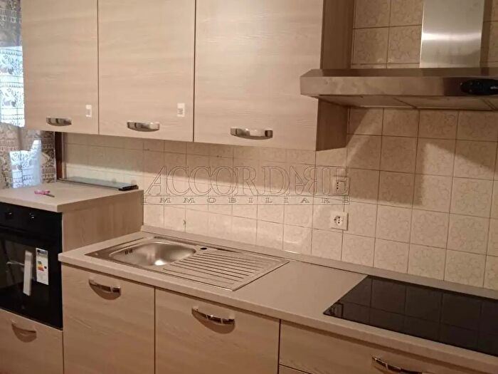 Appartamento con 5 locali in affitto in Padova