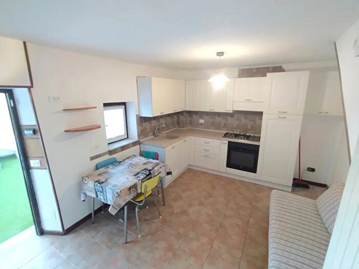 Casa trilocale in vendita in Via Nostra Signora del Monte, Savona