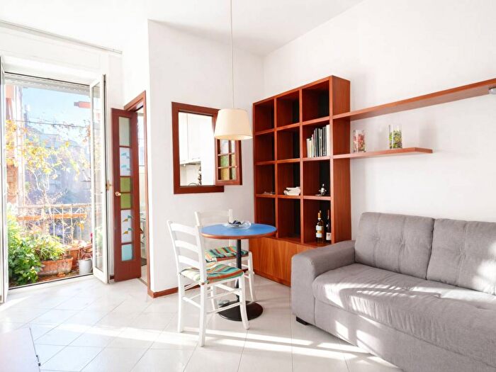 Appartamento bilocale in affitto in Via Jacopo Palma, Piazzale Siena, Milano