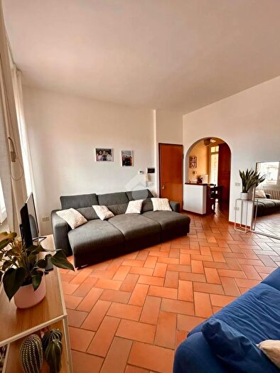 Appartamento quadrilocale in vendita in Viale Rismondi, Ravenna