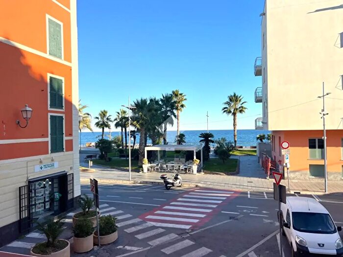 Appartamento bilocale in vendita in Appartamento Via Cavour, Loano