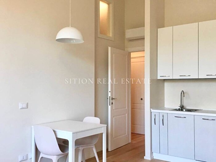Appartamento monolocale in affitto in Via Domodossola, Sempione, Milano