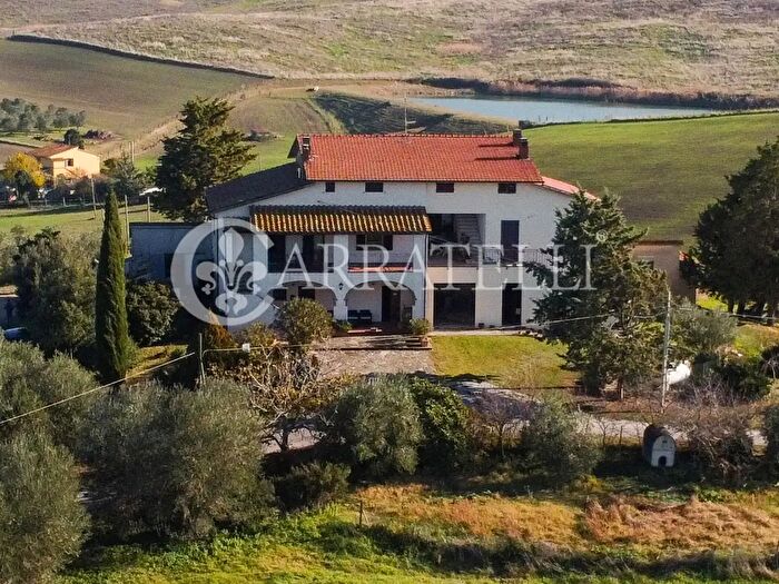 Casa con 8 locali in vendita in Consorzio Stradale Montenero, Castel Del Piano