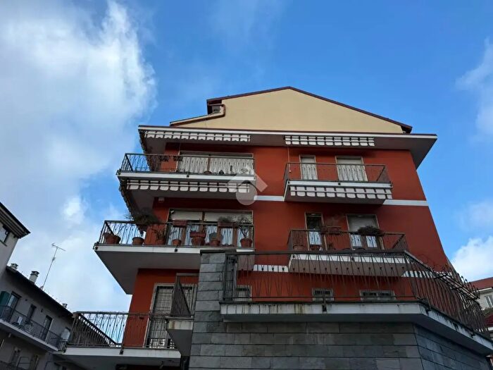 Appartamento con 5 locali in affitto in Via Roma, Pino Torinese