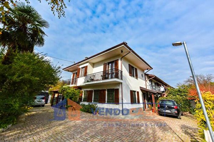 Casa con 6 locali in vendita in Strada Revigliasco, Moncalieri