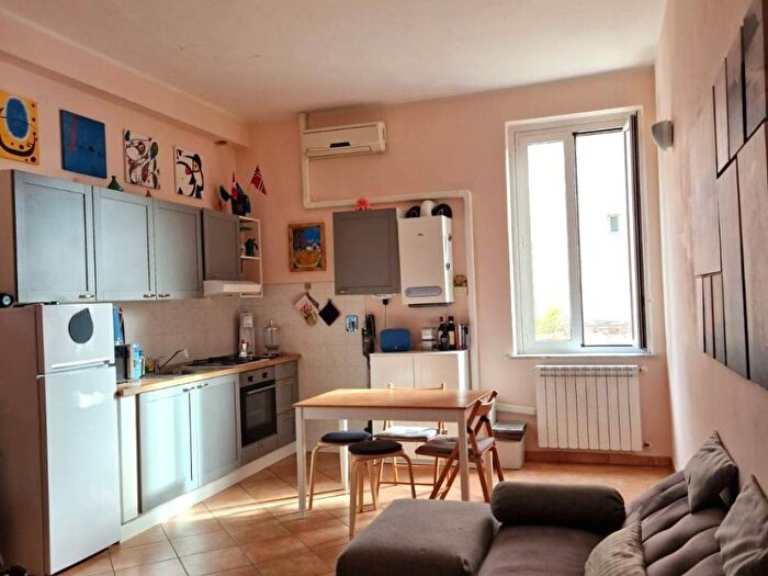 Appartamento bilocale in affitto in Via Gino Capponi, Appio Latino, Roma