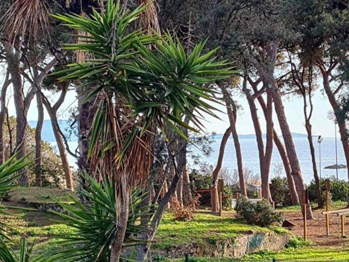 Appartamento trilocale in affitto in Zona Nuova Pratoranieri, Follonica