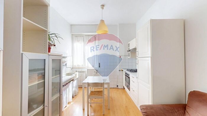 Appartamento bilocale in vendita in Via Vesuvio, Genova