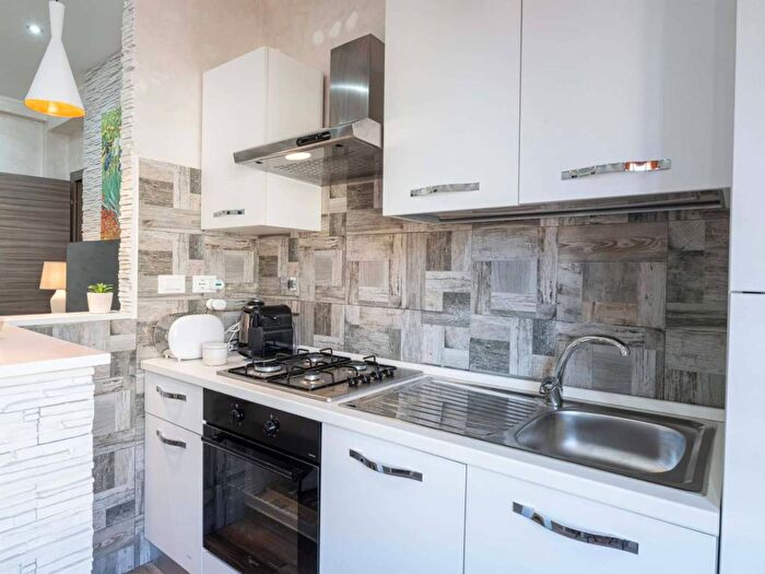 Appartamento monolocale in affitto in Via delle Baleniere, Ostia Ponente, Roma