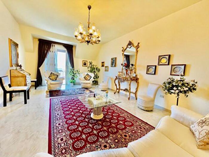 Appartamento con 5 locali in vendita in Via dei Bancari, Canicatti